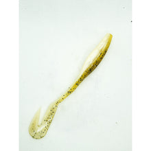 Load image into Gallery viewer, Producto Lure 6" Buzztail Shad(5 Per pack) - Custom Tackle Supply