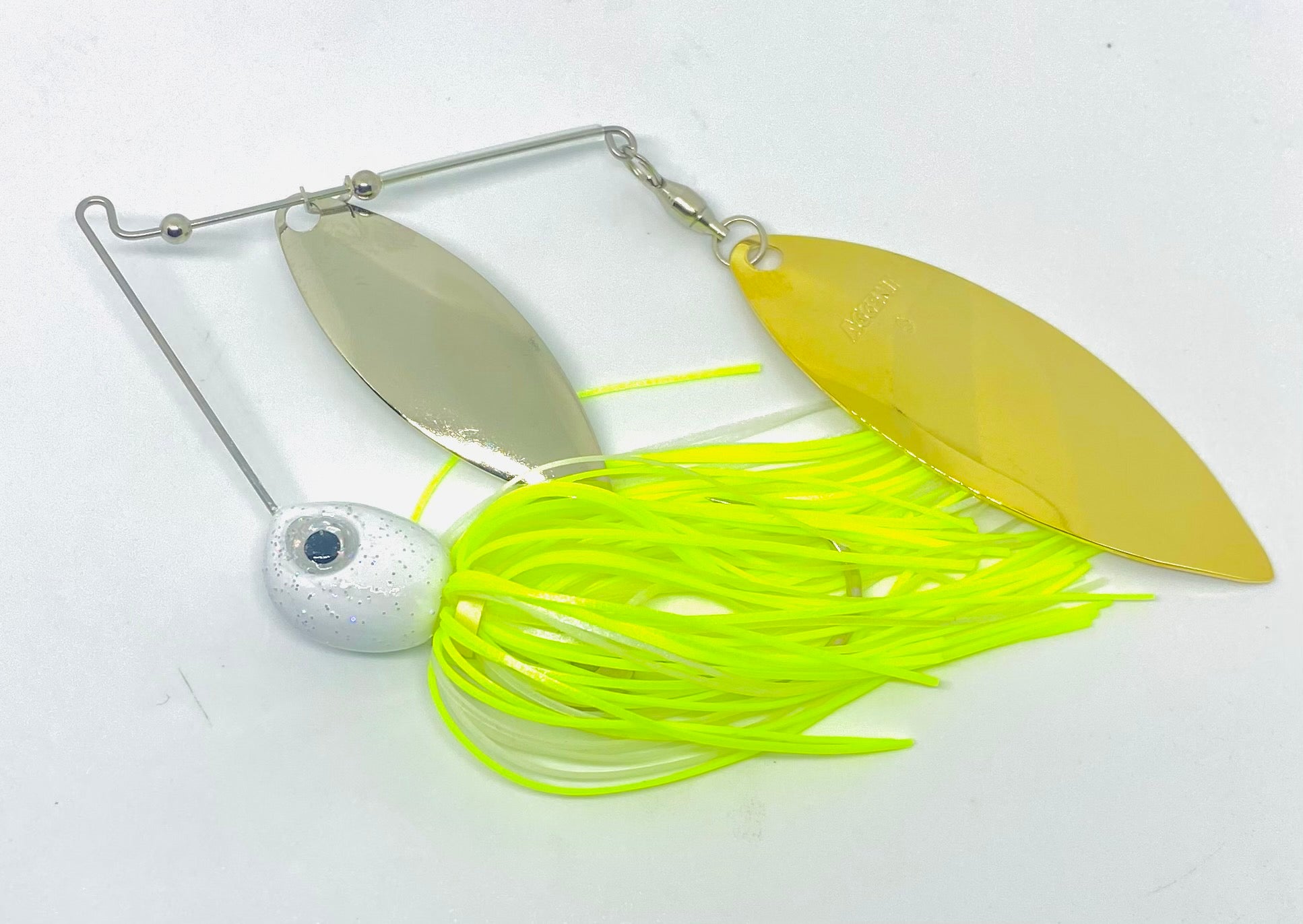 accent fishing lures CastMan - Long Casting Minnow Jig - Reflective Metal Lure Lakes across the country have more fishing pressure than ever before Accent Fishing Products is Back